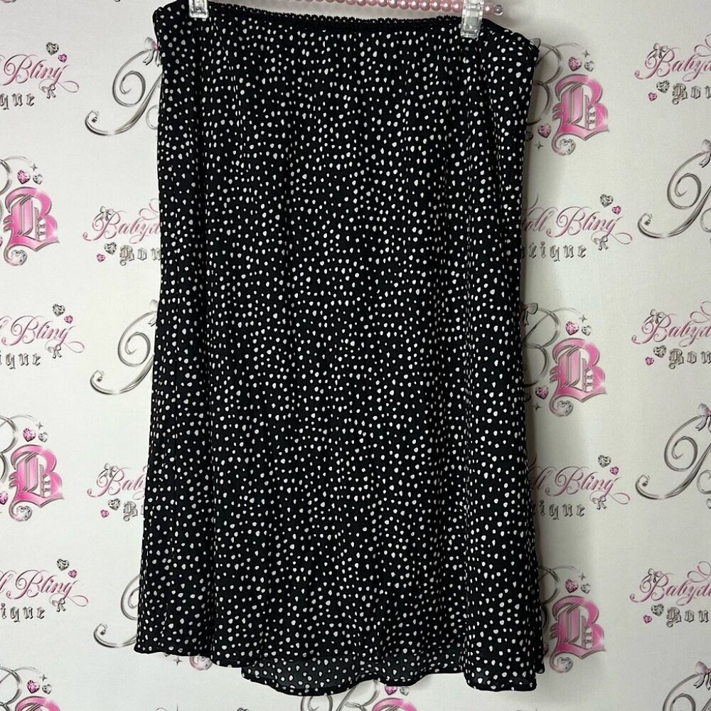 Max Studio skirt stretchy polka dot Black and White Dotted Midi Skirt